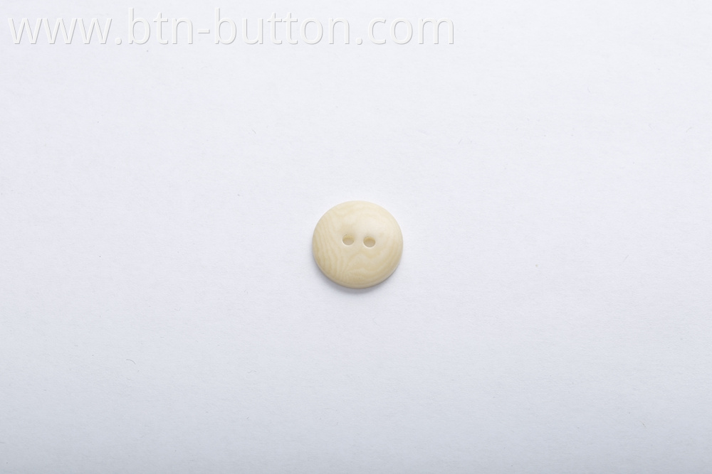 Clothes buttons made of fruits